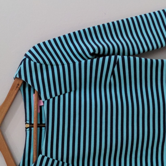 Cute Dress! Lilly Striped 3/4 sleeve dress! Classic! XS - Picture 3 of 8